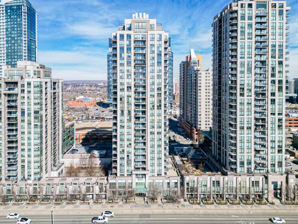 Picture for 708, 1118 12 Avenue SW