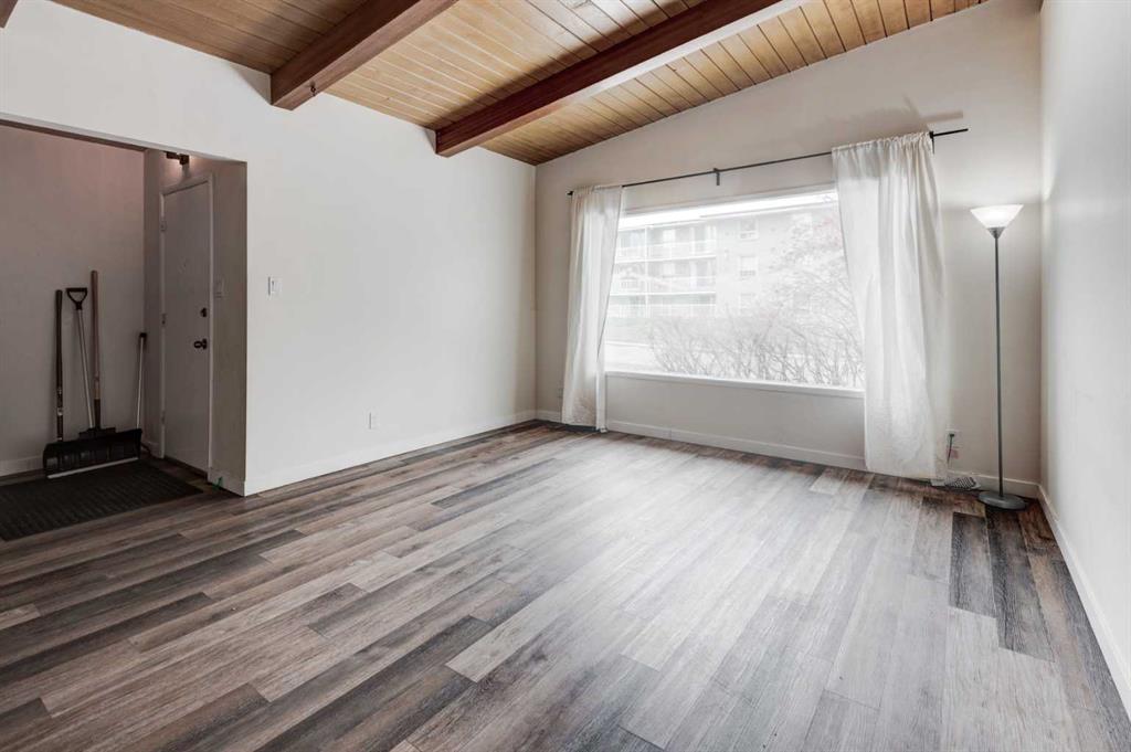 Picture for 717 67 Avenue SW