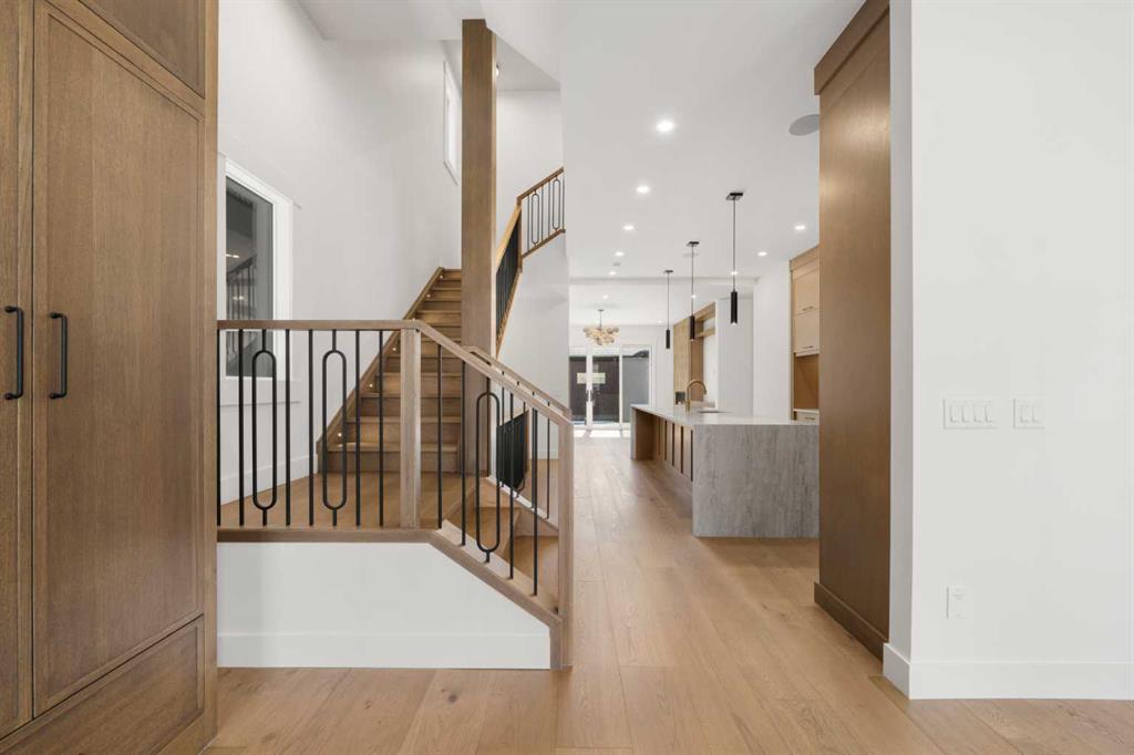 Picture for 2405 4 Avenue NW