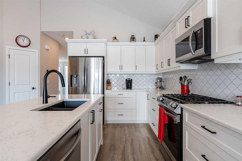 Picture for 511 Kingsmere Way SE