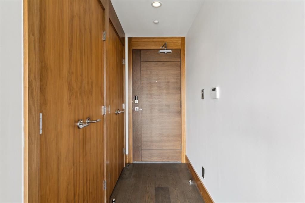 Picture for 606, 738 1 Avenue SW