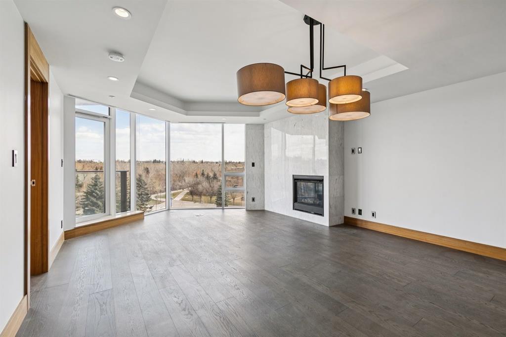 Picture for 606, 738 1 Avenue SW