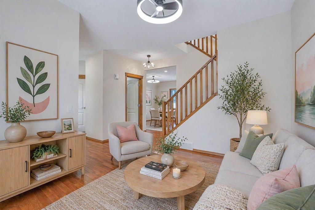 Picture for 43 Elgin View SE