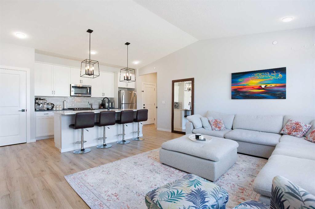 Picture for 15, 71 Lucas Street NW