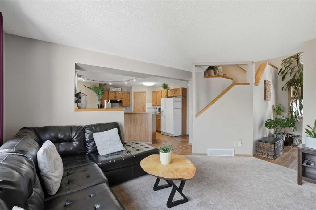 Picture for 11 Somerglen Place SW