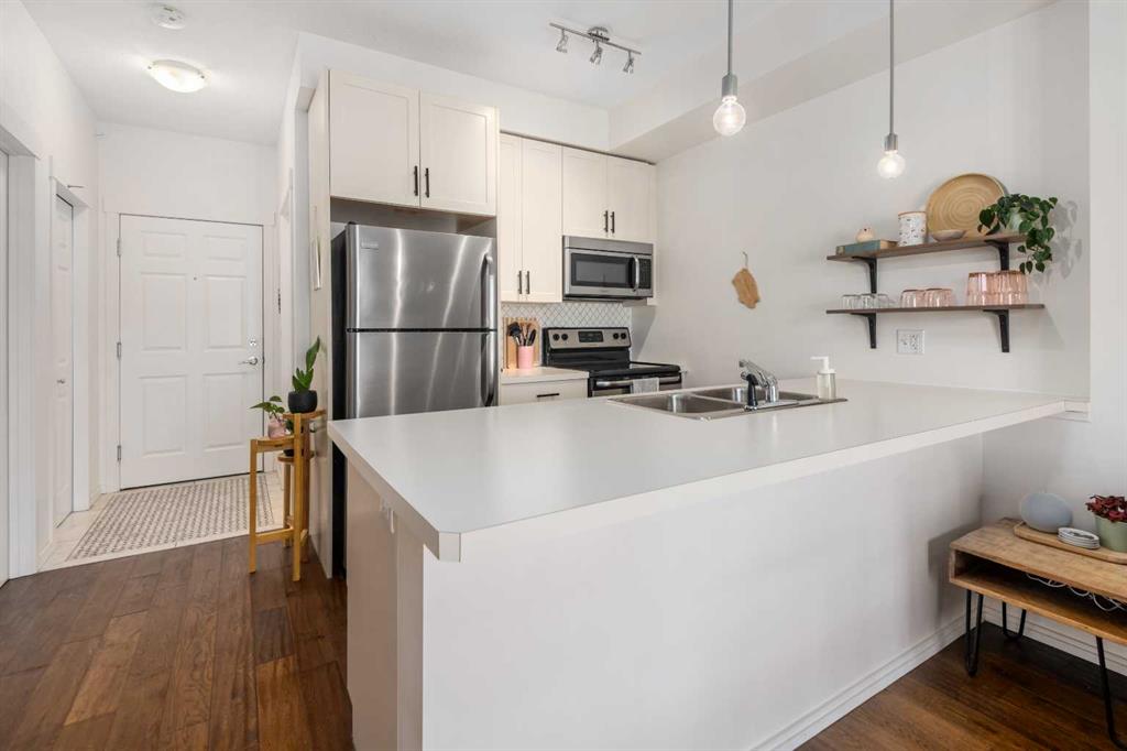 Picture for 1403, 279 Copperpond Common SE