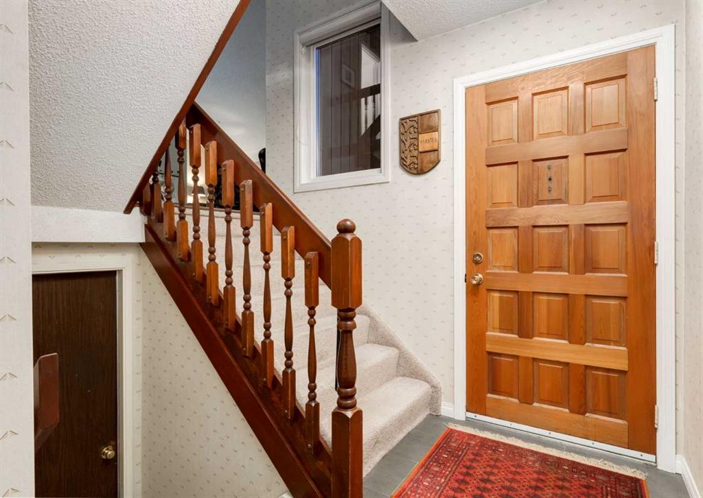 Picture for 63 Brookpark Crescent SW