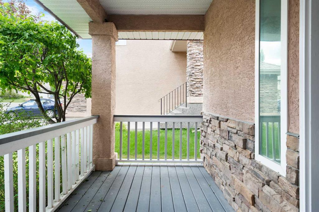 Picture for 79 Royal Crest Way NW