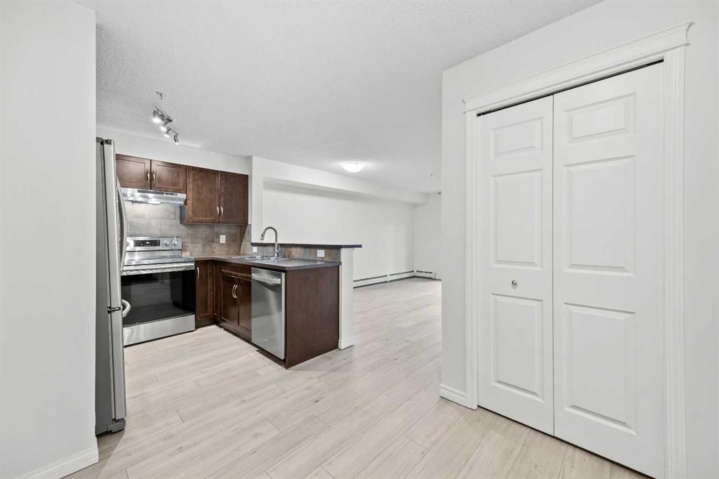 Picture for 4113, 115 Prestwick Villas SE