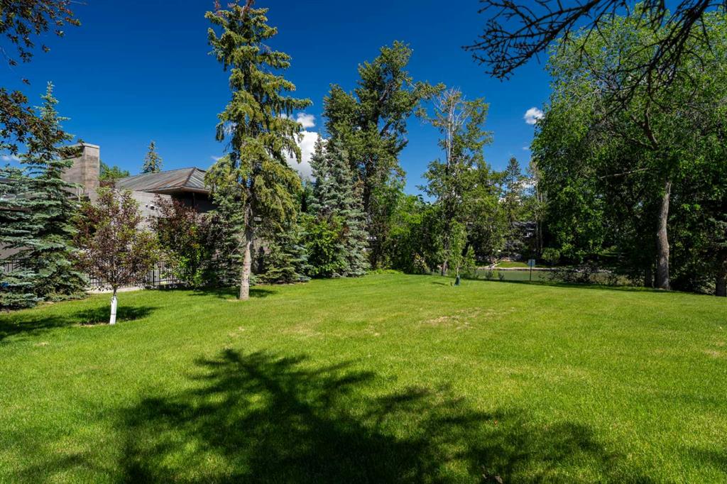 Picture for 708 Riverdale Avenue SW
