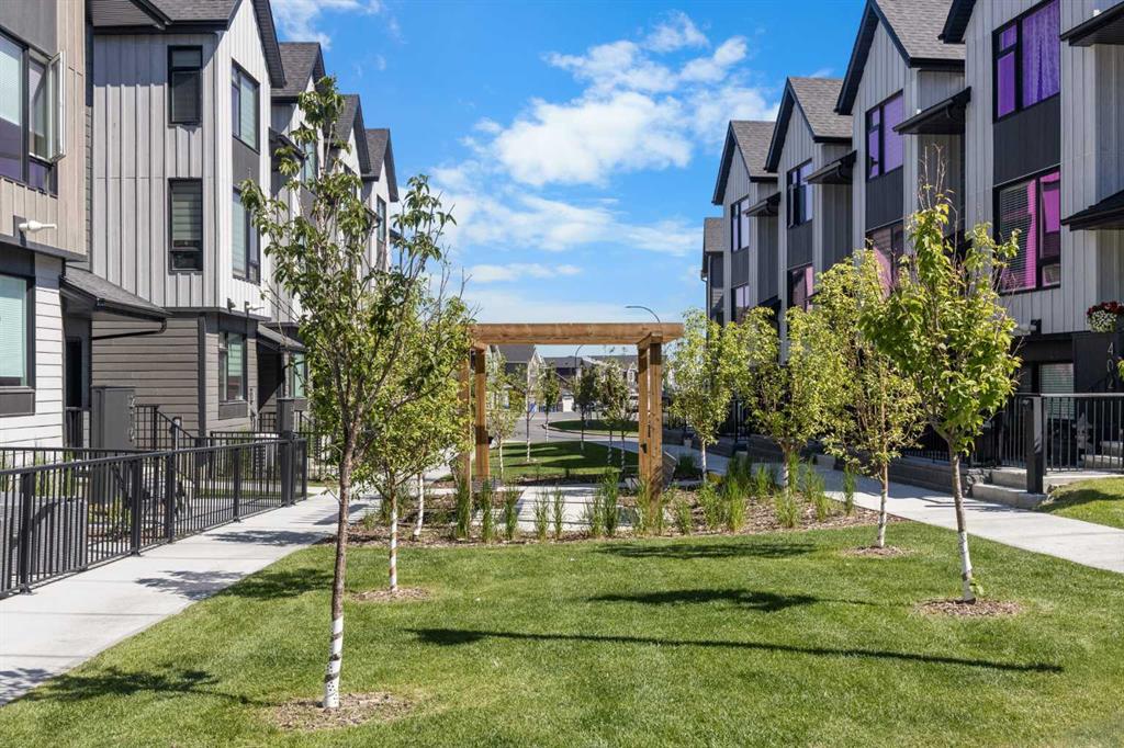 Picture for 313, 85 Sage Hill Heights NW