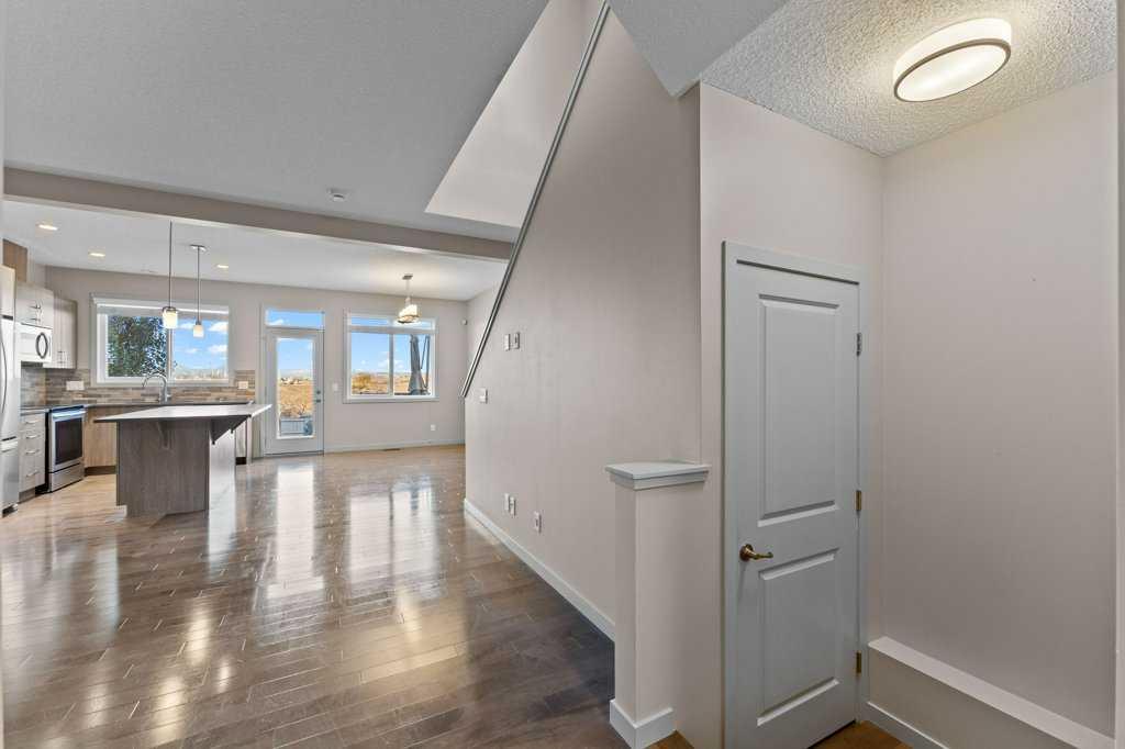 Picture for 251 Sunrise View  https://www.cirrealty.ca/reb/creb/47/A2266647_10.jpg