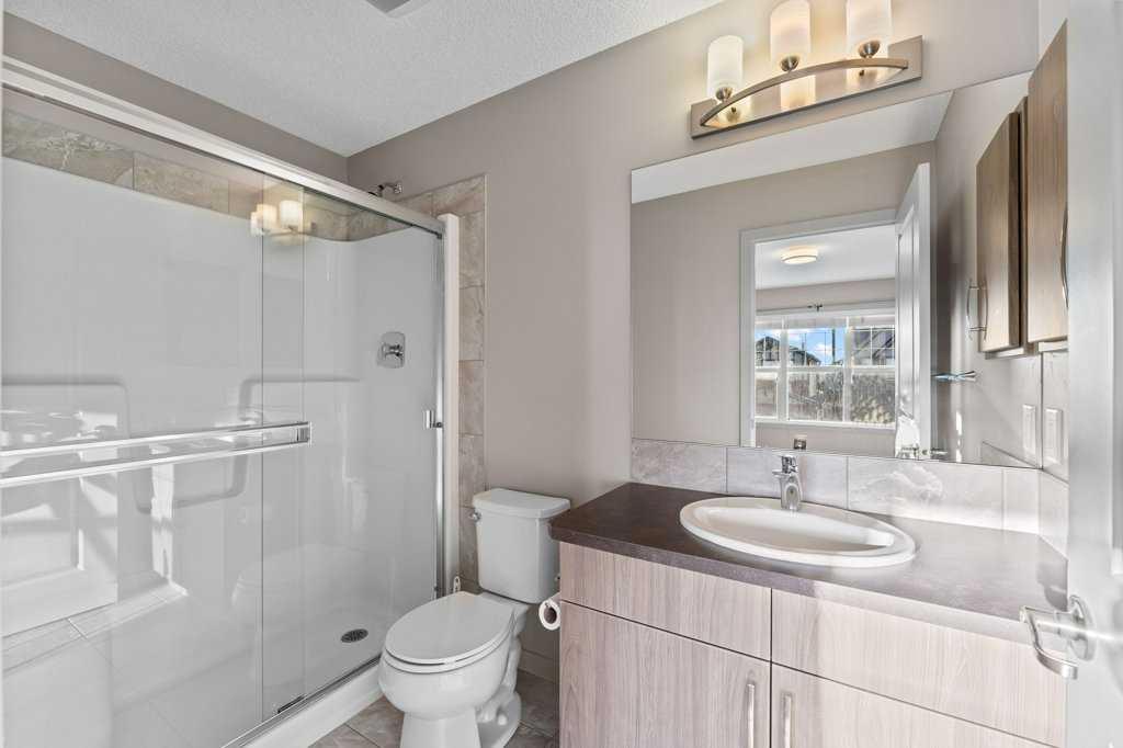 Picture for 251 Sunrise View  https://www.cirrealty.ca/reb/creb/47/A2266647_25.jpg