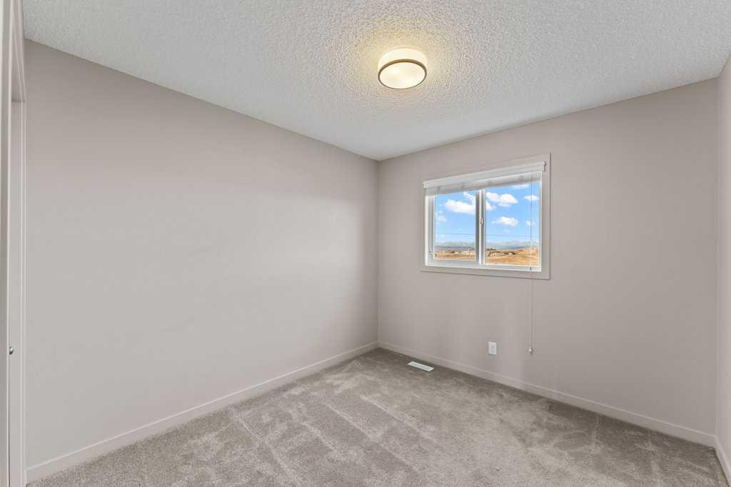 Picture for 251 Sunrise View  https://www.cirrealty.ca/reb/creb/47/A2266647_31.jpg