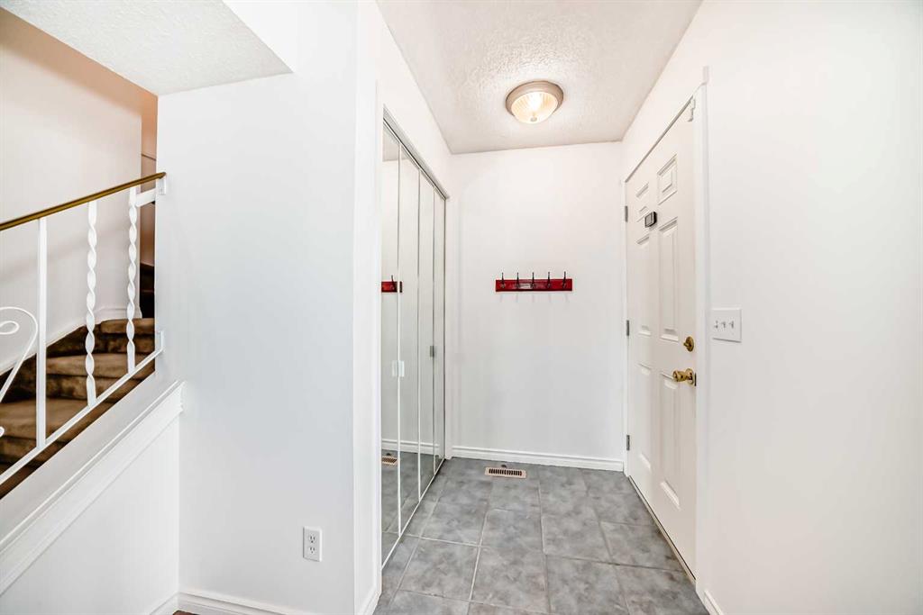 Picture for 66 Templeby Way NE