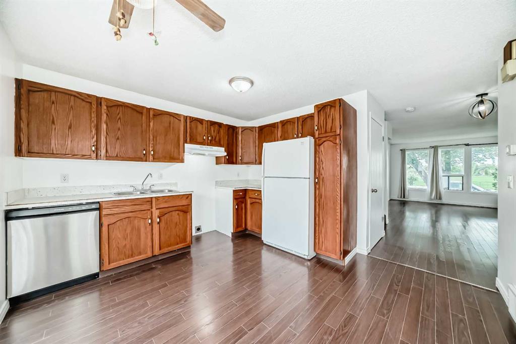 Picture for 66 Templeby Way NE