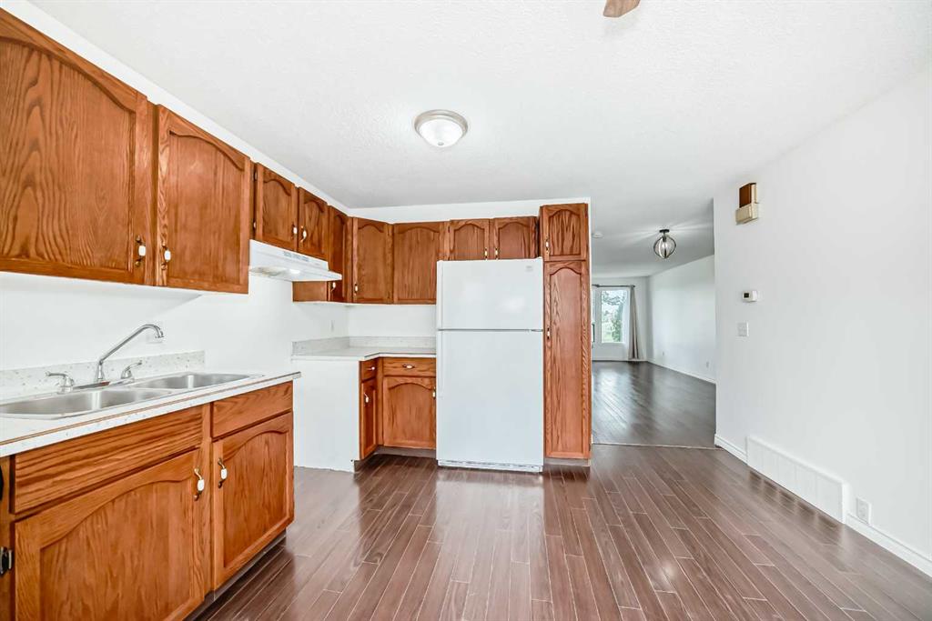 Picture for 66 Templeby Way NE