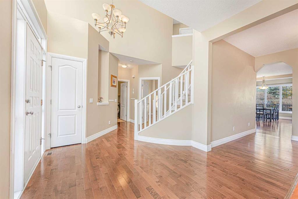 Picture for 10 Tusslewood Heights NW