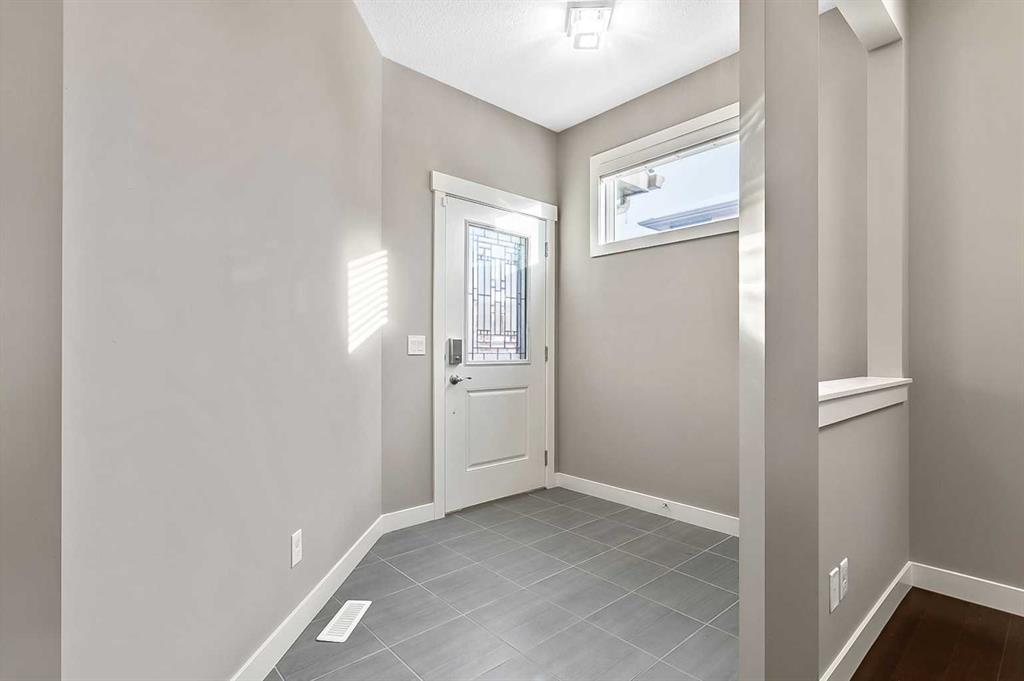 Picture for 90 Mount Rae Heights 