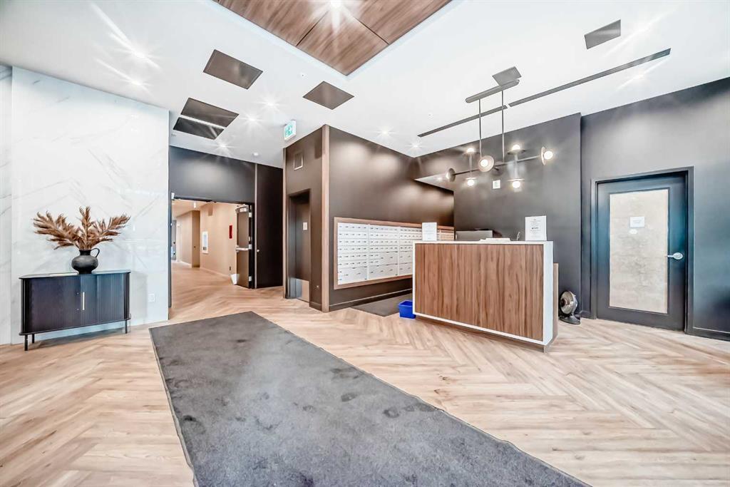 Picture for 1012, 730 2 Street SW