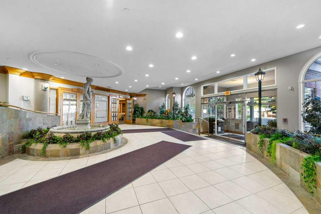 Picture for 215, 200 Lincoln Way SW