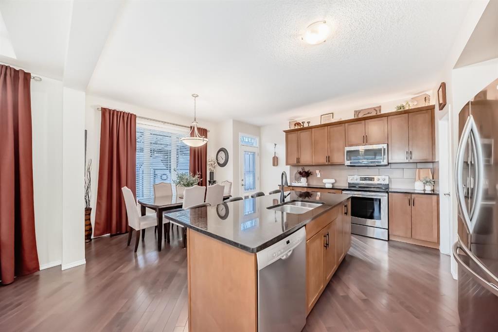 Picture for 912 Windhaven Close SW