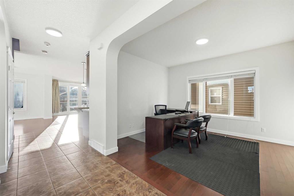 Picture for 59 Redstone Park NE