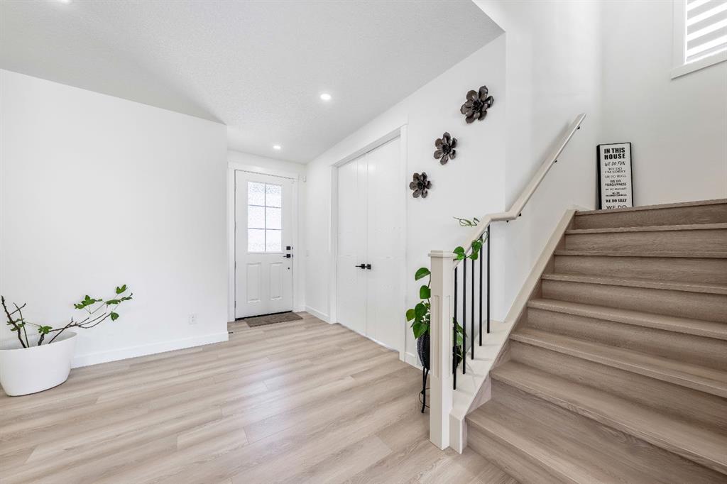 Picture for 27 Bridges Drive 