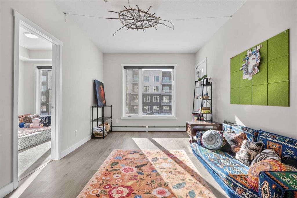 Picture for 210, 660 Shawnee Square SW