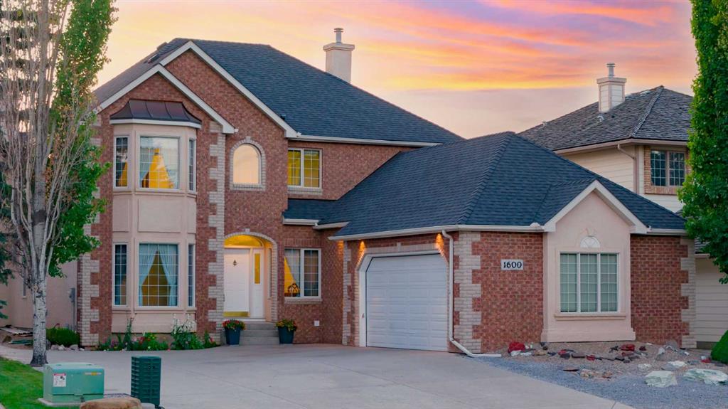 Picture for 1600 Evergreen Hill SW