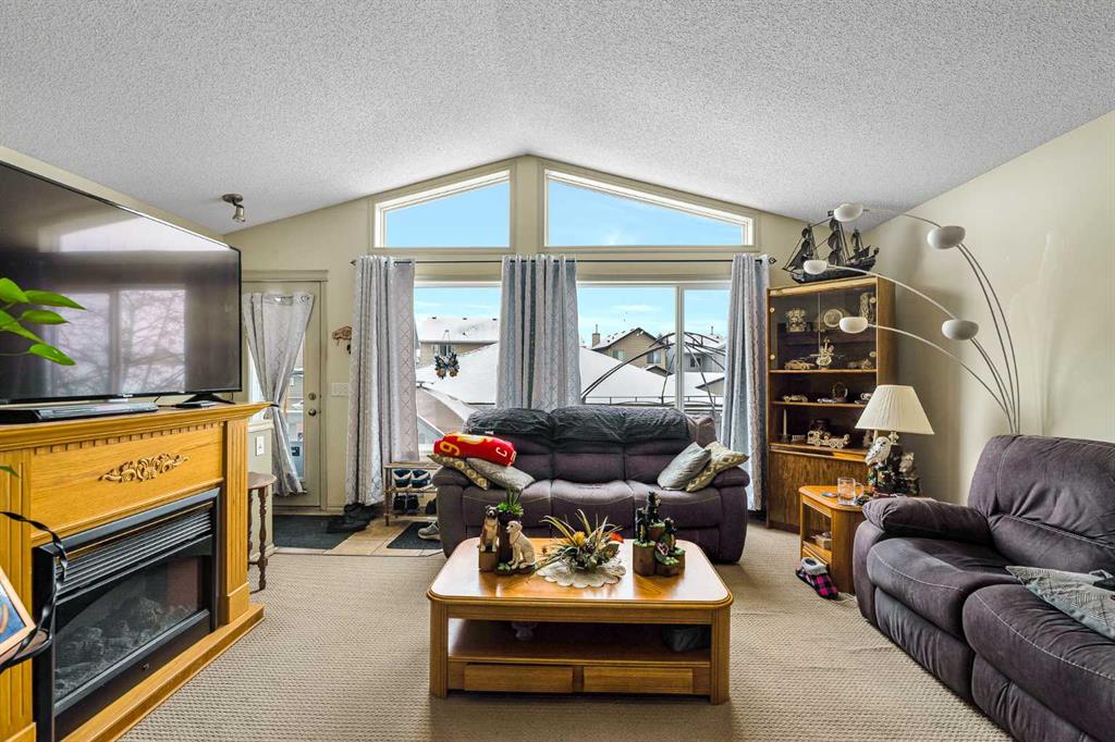 Picture for 172 prestwick Heights SE