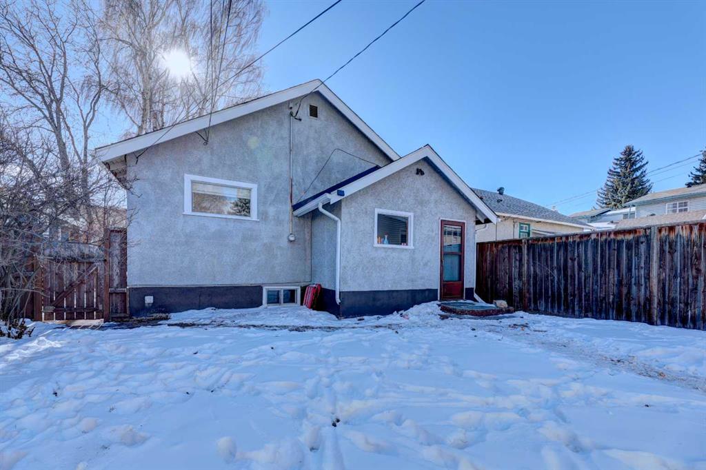 Picture for 714 17 Avenue NW