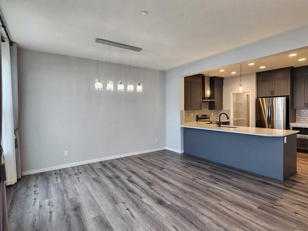 Picture for 90 Howse Common NE