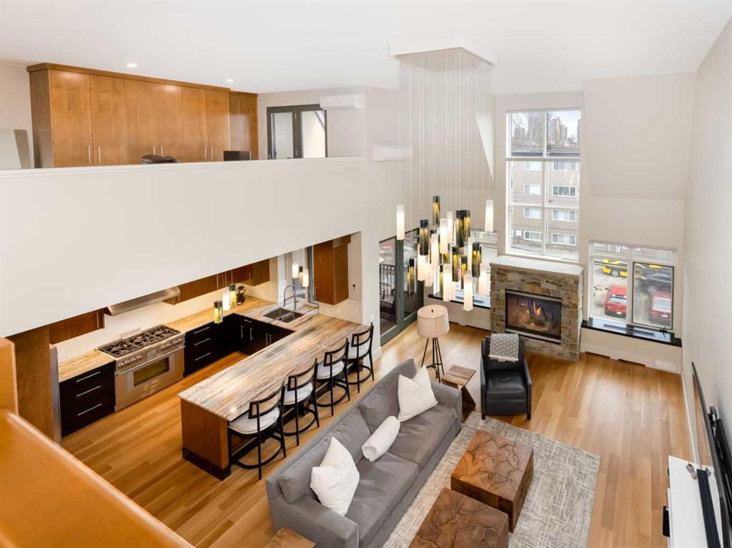 Picture for 303, 1407 Kensington Close NW