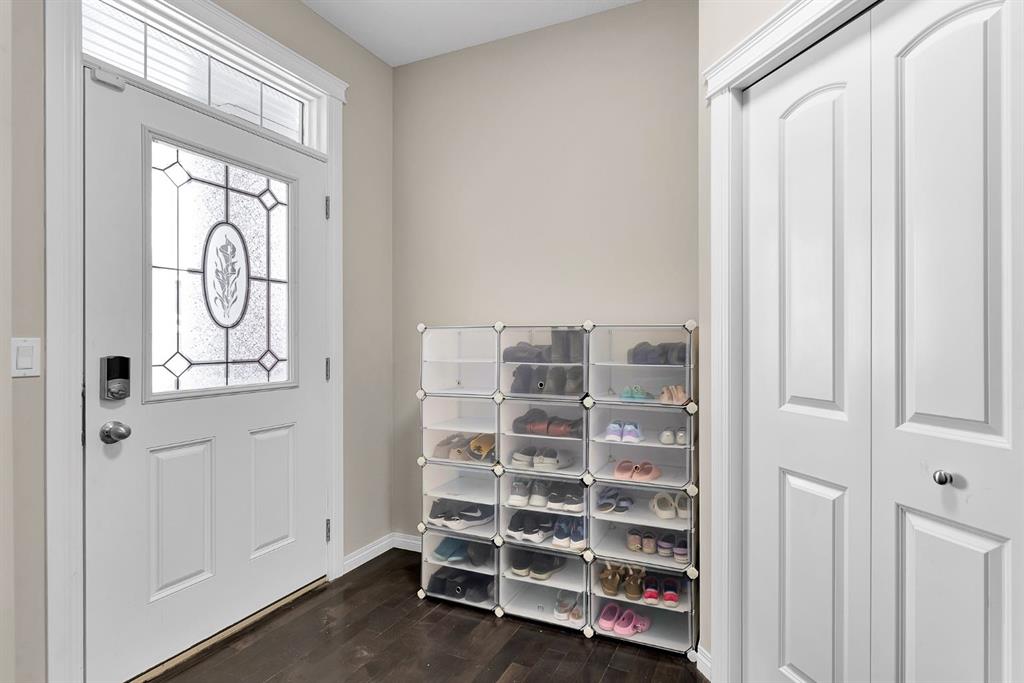 Picture for 177 Cougar Ridge Close SW