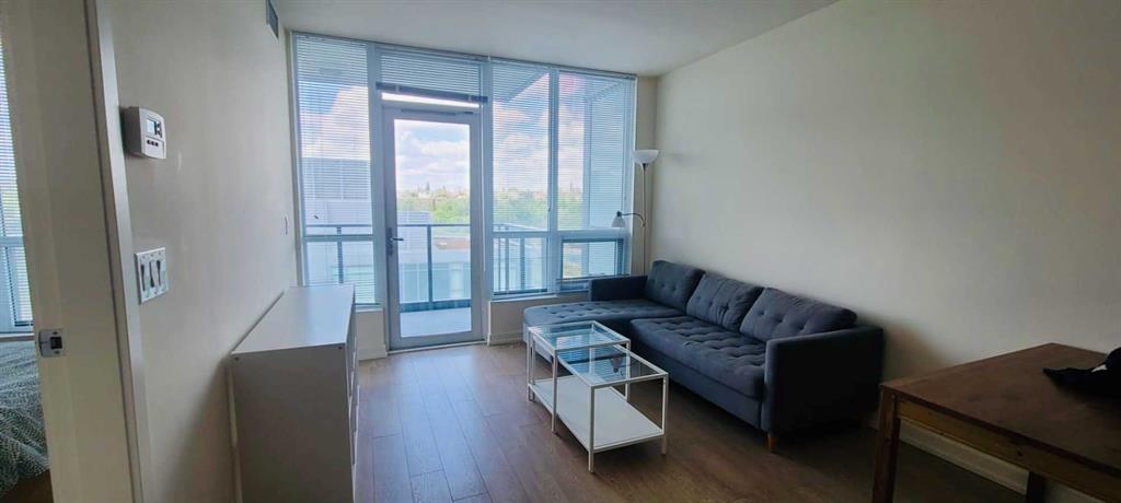 Picture for 1103, 128 2 Street SW