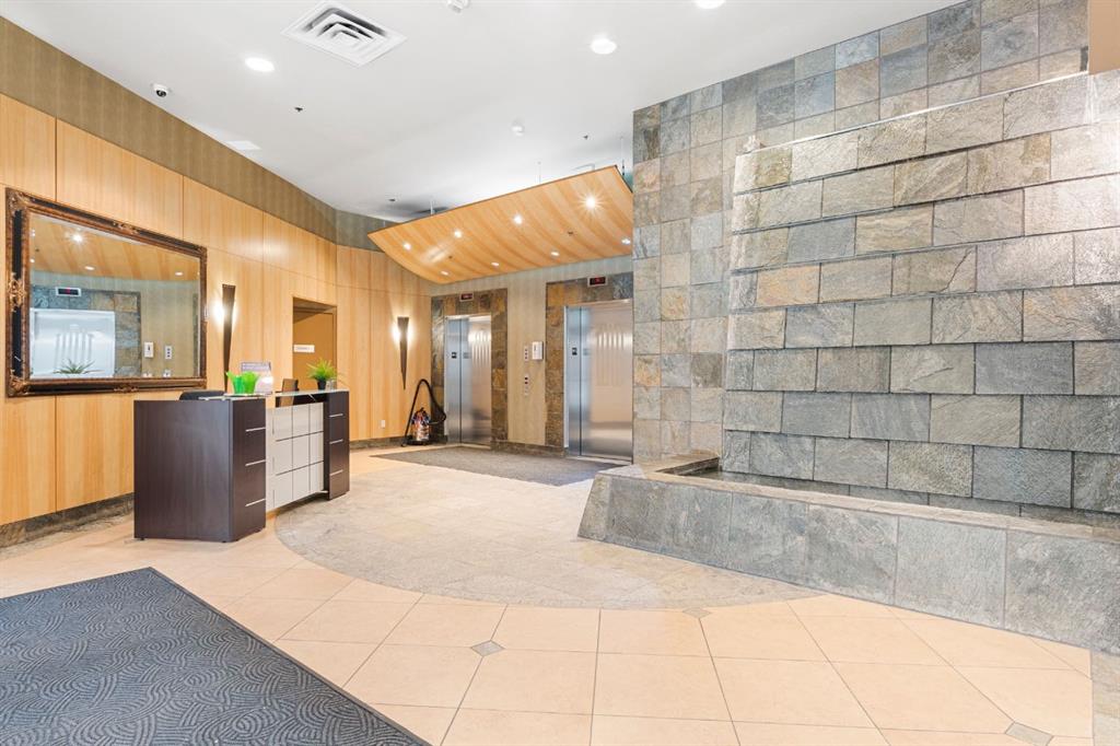 Picture for 205, 836 15 Avenue SW