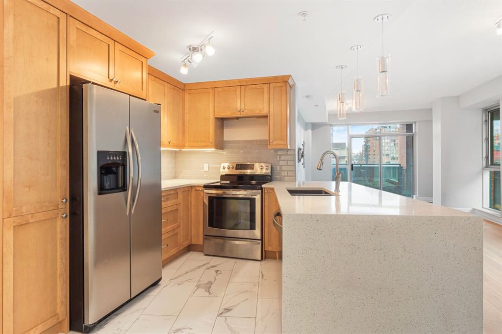 Picture for 205, 836 15 Avenue SW