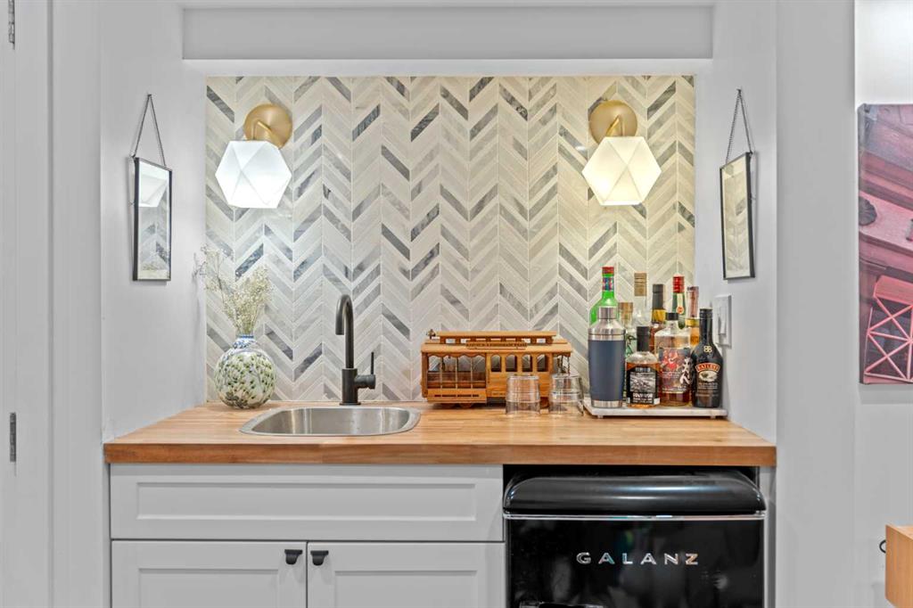 Picture for 25 Foxwell Road SE