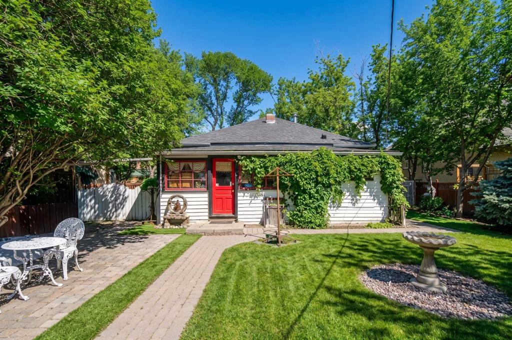 Picture for 81 Elma Street W