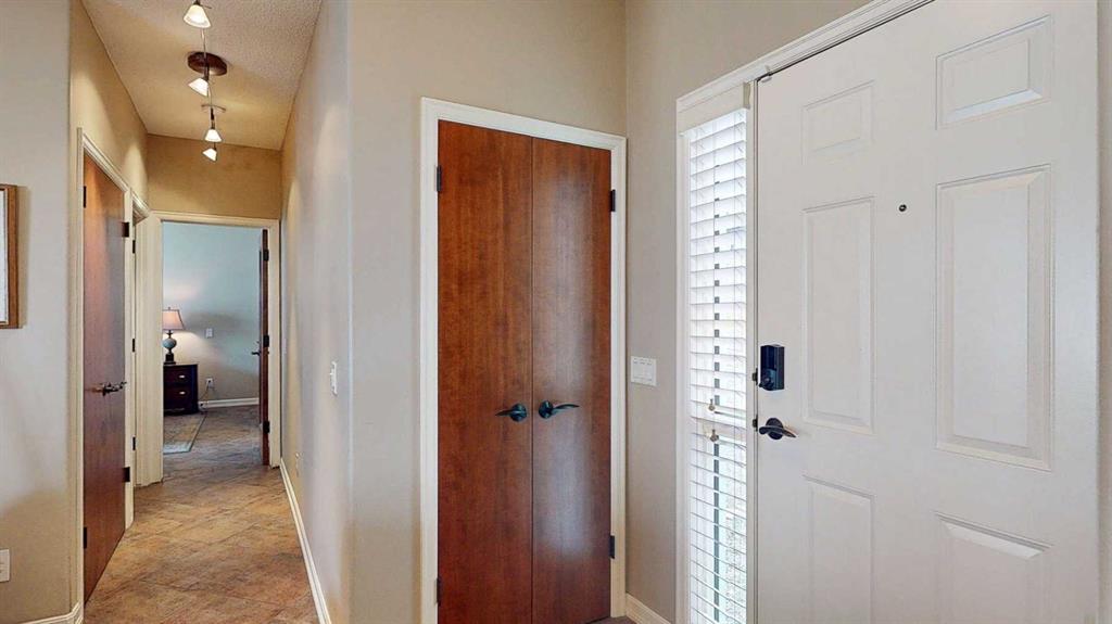 Picture for 604, 1997 Sirocco Drive SW