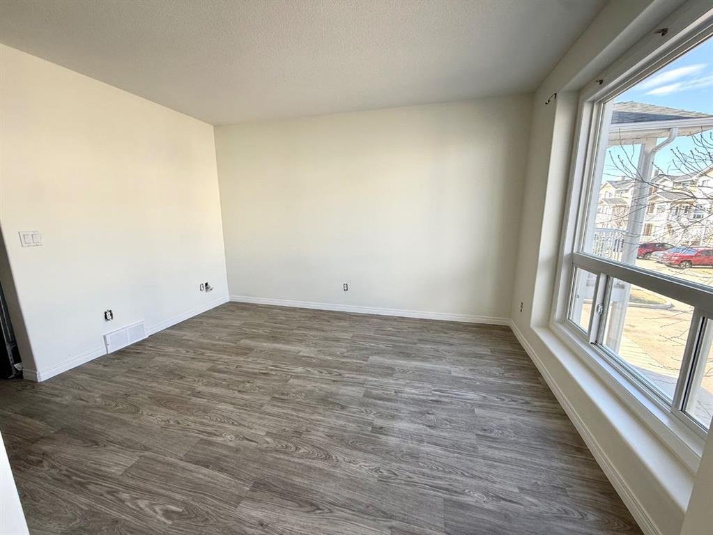 Picture for 343 Sunrise Terrace NE