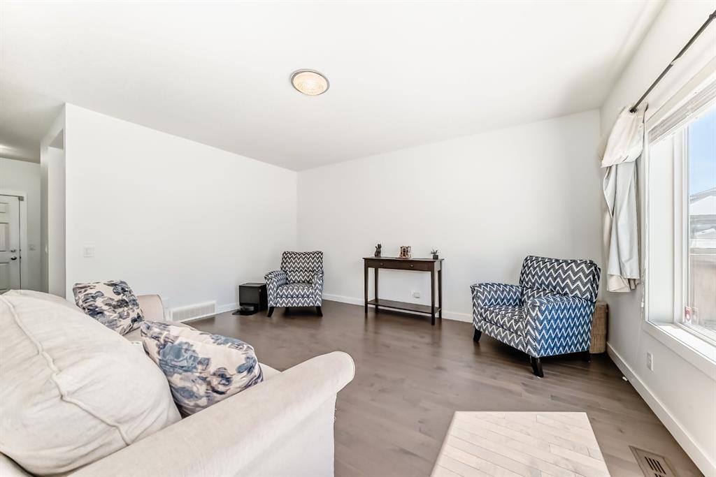 Picture for 1737 Baywater Drive SW