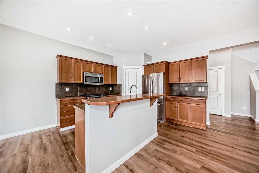 Picture for 32 Copperleaf Way SE