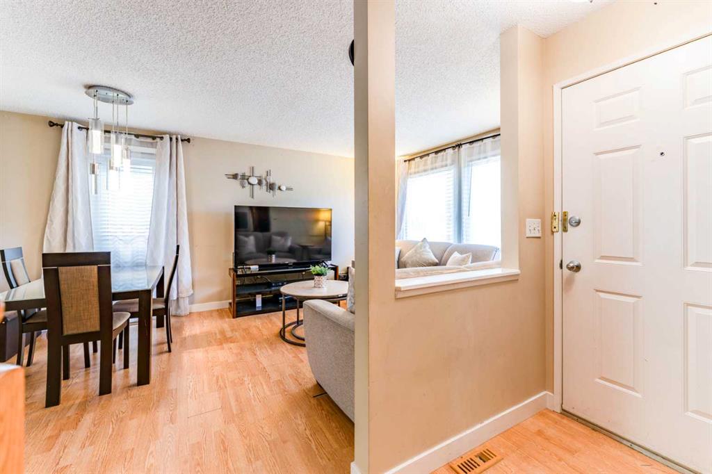 Picture for 144 Midbend Place SE