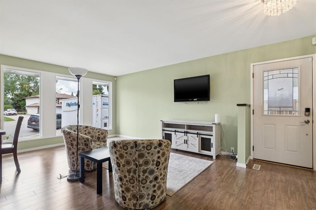 Picture for 28 Cantrell Bay SW