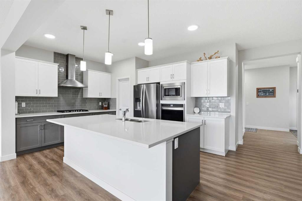 Picture for 15 Lawrence Green SE