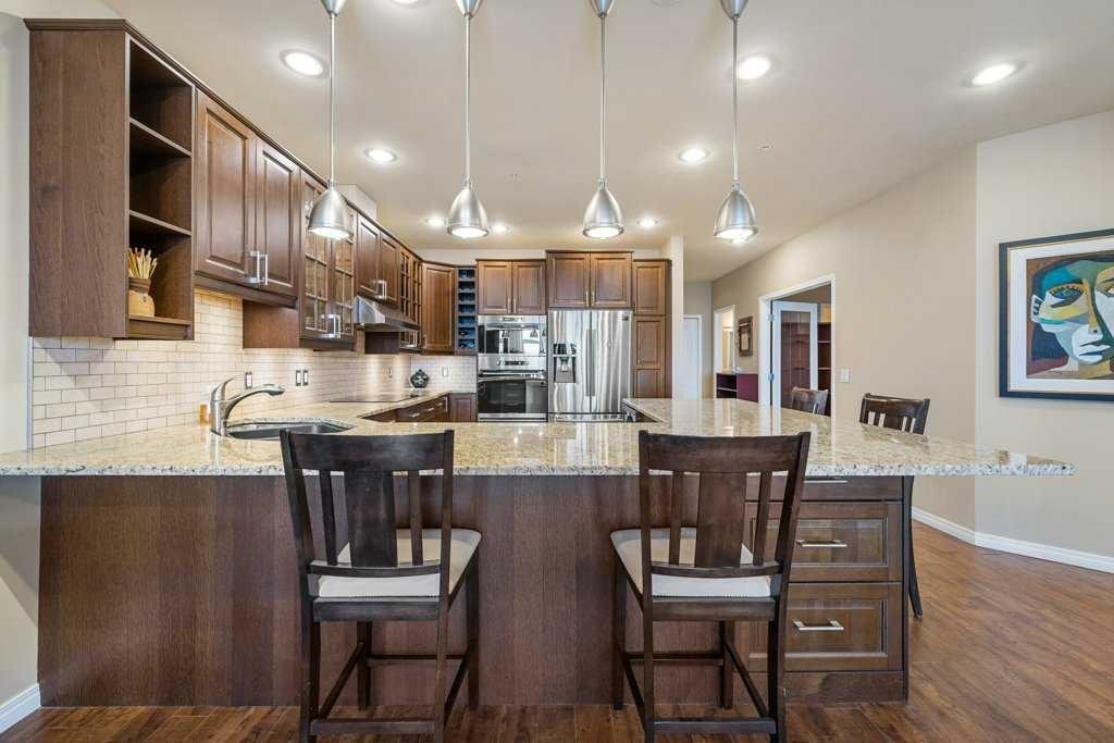 Picture for 402, 103 10 Avenue NW