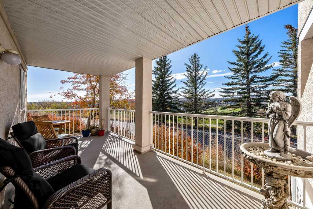 Picture for 143 Country Hills Gardens NW https://www.cirrealty.ca/reb/creb/48/A2265848_25.jpg