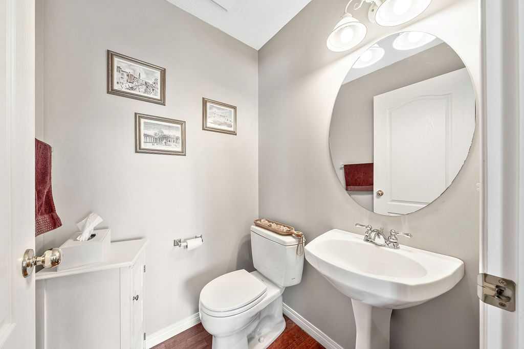 Picture for 143 Country Hills Gardens NW https://www.cirrealty.ca/reb/creb/48/A2265848_9.jpg